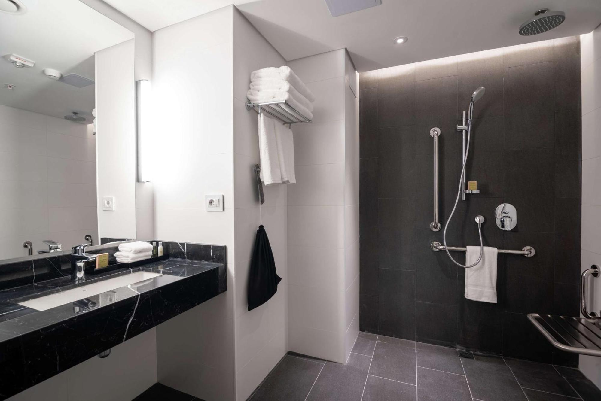 Soro Montevideo, Curio Collection By Hilton Hotell Exteriör bild