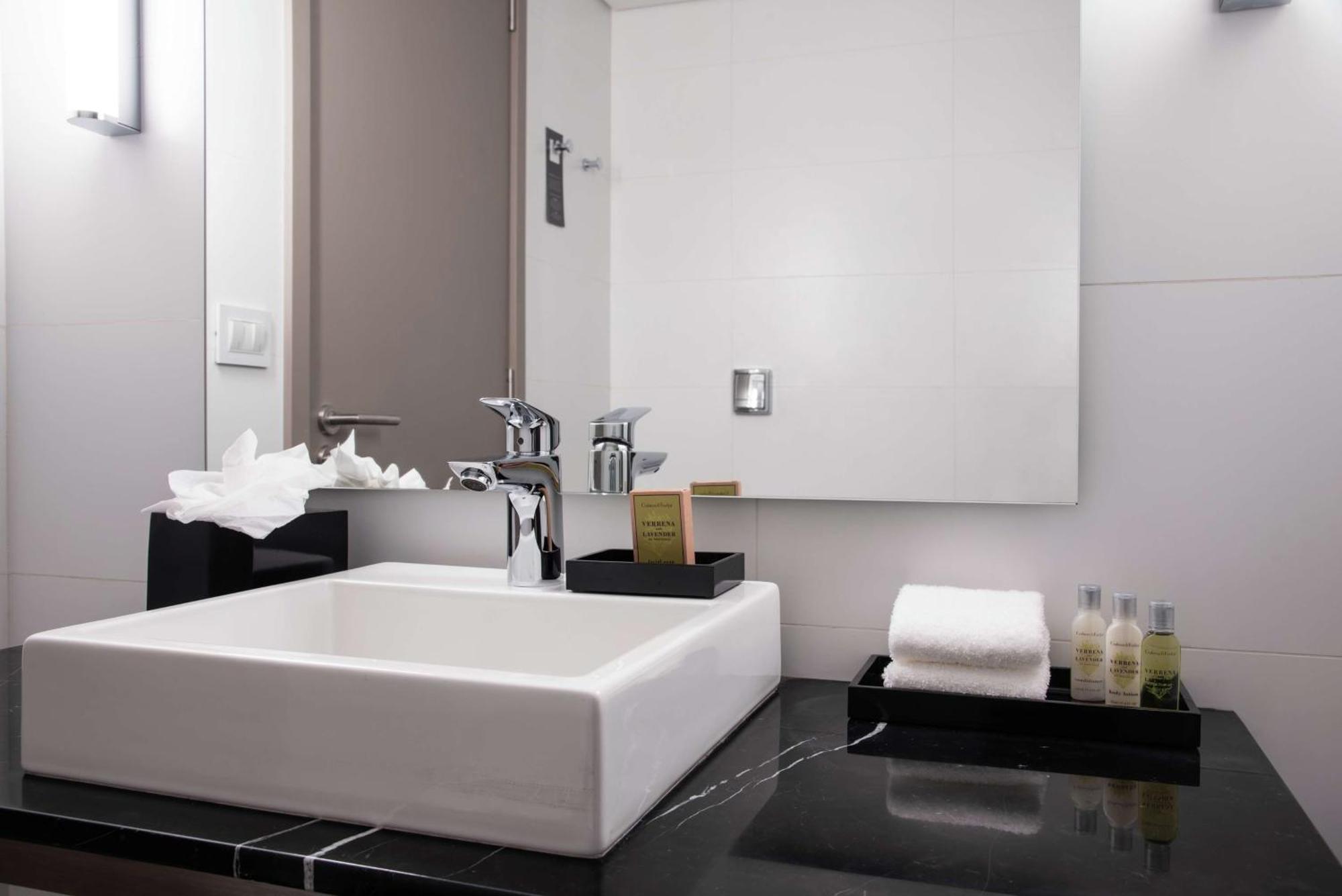 Soro Montevideo, Curio Collection By Hilton Hotell Exteriör bild